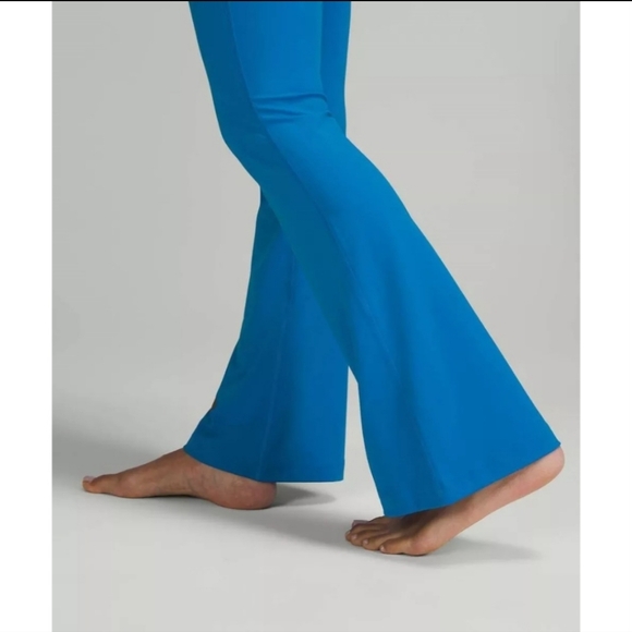 NEW Lululemon Groove Super-High-Rise Flared Pant Nulu - Blue - Picture 4 of 5